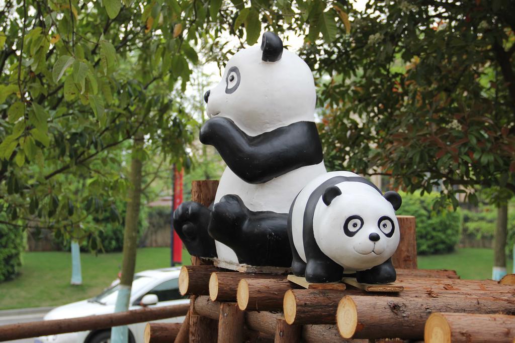 Howard Johnson Agile Plaza Chengdu Exterior foto
